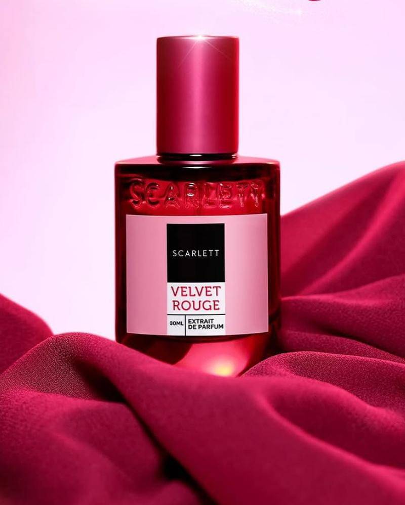 Instagram/scarlett_whitening